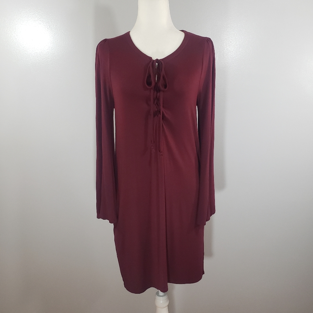 CHASER maroon lace front super soft flowy flare sleeve knee length dress